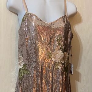 Laundry by Shelli Segal rose gold NWT sz 8